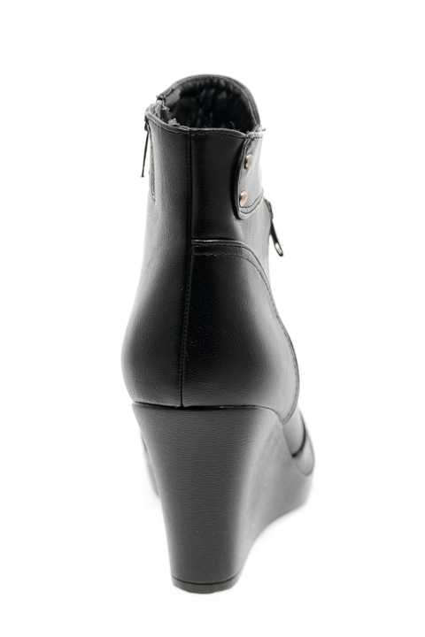 Ботинки Jenneffer. Артикул: ARZ Jennefer F8055 black
